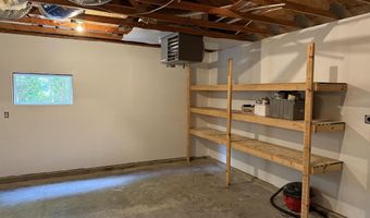 3219 Glenbarr Dr, Janesville, WI 53548