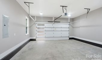 1106 Brookhurst Dr, Charlotte, NC 28205