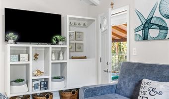 51 Osceola Ave, Narragansett, RI 02882