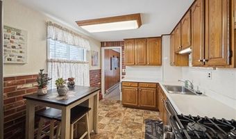 14617 College Ave, Allen Park, MI 48101