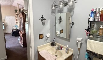 7625 Orchard Village Dr, Indianapolis, IN 46217