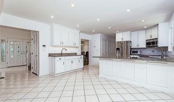 39 Sumner Brown Rd, Cumberland, RI 02864