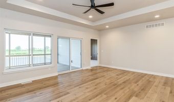 791 Clover Hill Dr, North Liberty, IA 52317