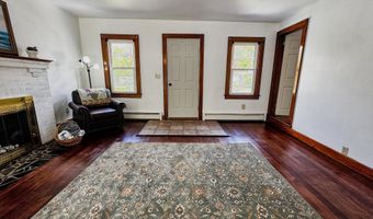 935 Gage St, Bennington, VT 05201