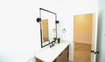 2308 Sage St, Carlsbad, NM 88220