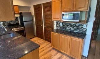 6 Davos Dr 8, Alloway, NJ 07462