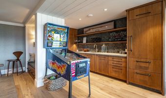 261 Eagle Ln, Glenbrook, NV 89413
