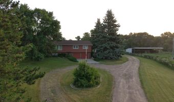38452 129th St, Aberdeen, SD 57401