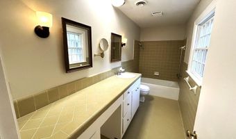 104 Walters Dr, Aberdeen, MS 39730