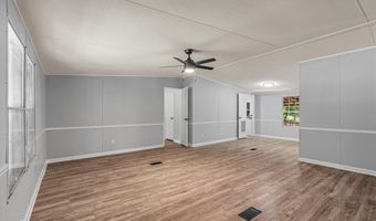 2174 Twin Lake Rd, Benton, LA 71006