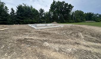 2023 Green Acres Dr, Adrian, MI 49221