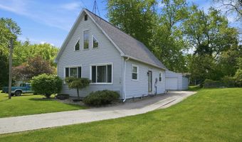 504 Carlin Dr, Angola, IN 46703