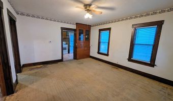 902 W 10th St, Atlantic, IA 50022