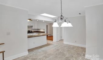 1212 Burtonwood Cir, Charlotte, NC 28212
