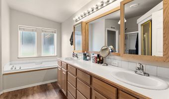66504 E Sunset View P.R SE, Benton City, WA 99320