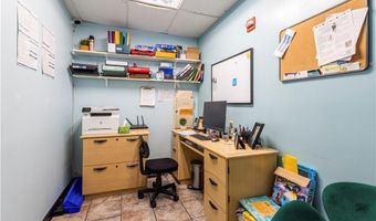 1326 Plainfield St, Cranston, RI 02920