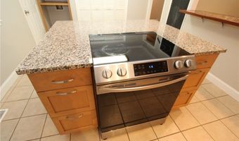 819 James St, Apex, NC 27502