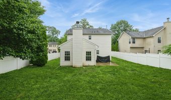 11 Water St, Aberdeen, NJ 07747