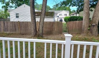 16 Fyffe Ave, Cranston, RI 02920