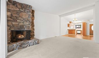 163 Lake Gln, Carson City, NV 89703