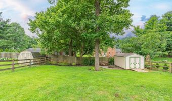 919 Rosetree Ln, Anderson Twp., OH 45230