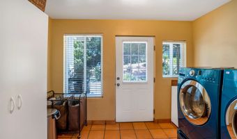 2826 Calle De Malibu, Escondido, CA 92029