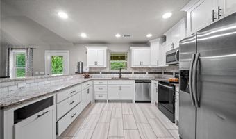 10 Wendron Ln, Bella Vista, AR 72714