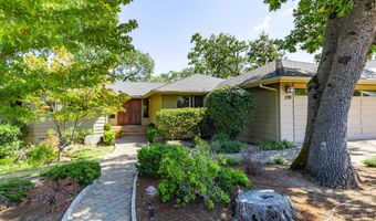 290 Skycrest Dr, Ashland, OR 97520