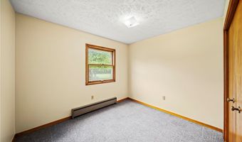 1980 Old Farm St, Ashtabula, OH 44004