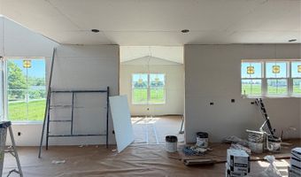 499 NE 9th St, Polk City, IA 50226