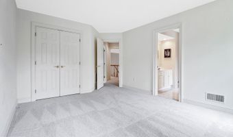 4831 26TH St N, Arlington, VA 22207