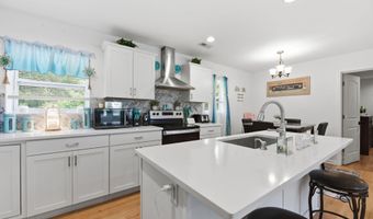 567 W Old Rutledge Pike, Blaine, TN 37709