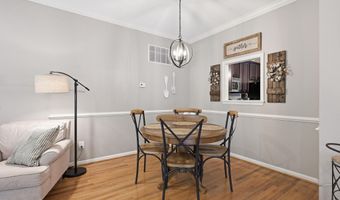 121 PUMPKIN PATCH Ln, Hockessin, DE 19707