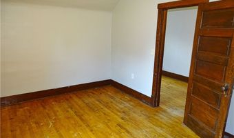 2412 5th St, Eau Claire, WI 54703