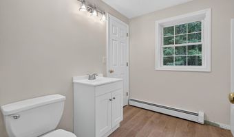 18 Ladd Rd, Brentwood, NH 03833