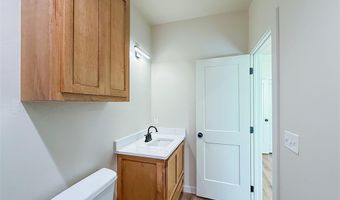 1106 S Stockton St, Ada, OK 74820