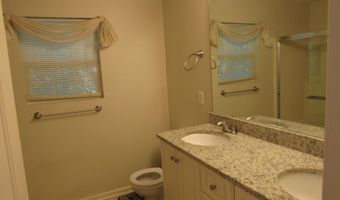138 Kensington Way, Aberdeen, NC 28315