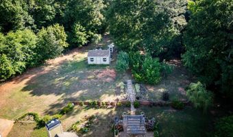 283 Creekside Dr, Arnoldsville, GA 30619