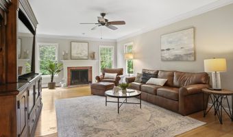 87 Rosewell Rd, Bedford, NH 03110