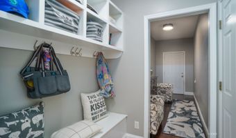 8750 Lavelle Rd, Athens, OH 45701