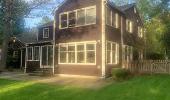 240 S Cove Rd, Burlington, VT 05401