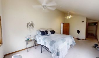 781 W 57th St, Casper, WY 82601
