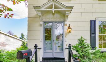 124 Union St, Belfast, ME 04915