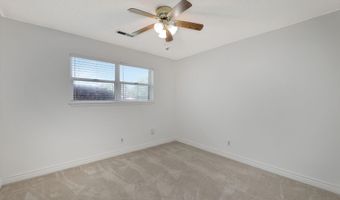 305 Valleyview Ct, Andover, KS 67002