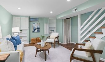1745 N CLIFF St N, Alexandria, VA 22301