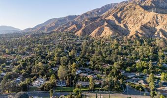 2051 Mendocino Ln, Altadena, CA 91001