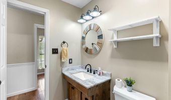 122 Nash Dr, Athens, TN 37303