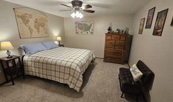 39081 Greenwood Ln, Aberdeen, SD 57401