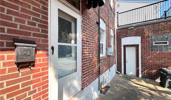30 S 13th St, Airville, PA 15203