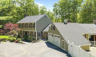 37 Birchwood Cir, Bedford, NH 03110